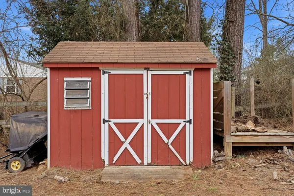 $685,000 | 10798 West Crestview Lane, Laurel, MD 20723