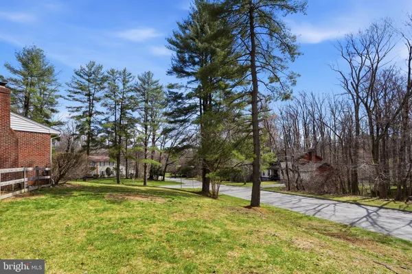 $685,000 | 10798 West Crestview Lane, Laurel, MD 20723