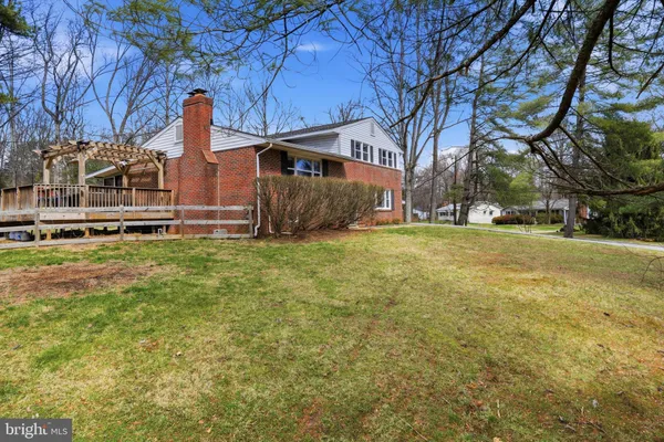 $685,000 | 10798 West Crestview Lane, Laurel, MD 20723