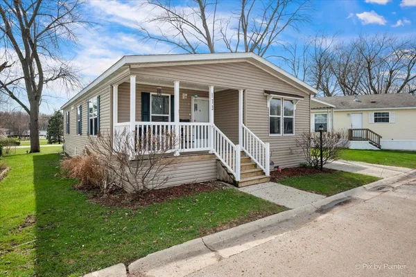 $105,000 | 173 Northshore Road, Elgin, IL 60123