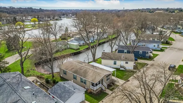 $105,000 | 173 Northshore Road, Elgin, IL 60123