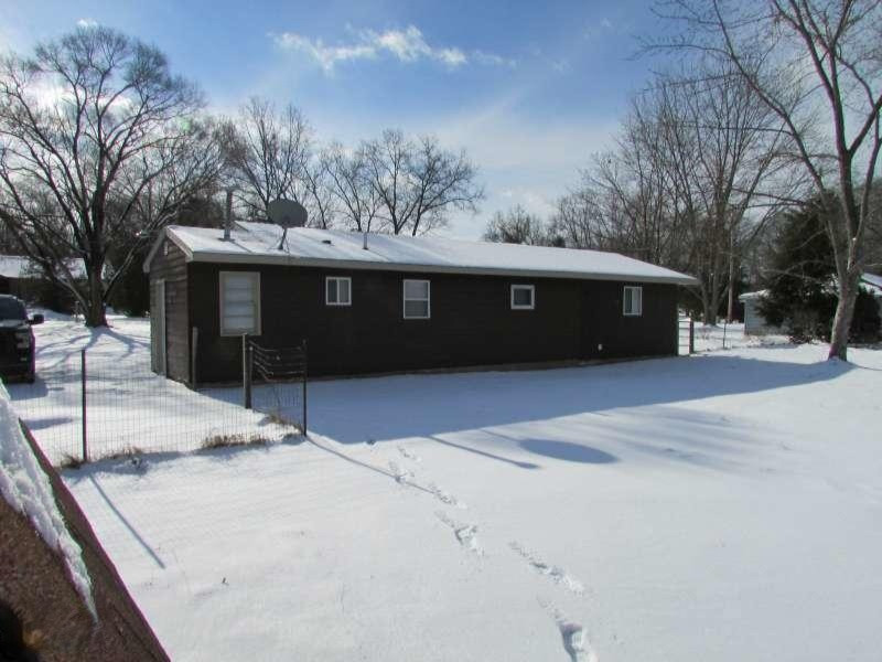 7100 Hall Road Muskegon, MI 49442 - Photo 2 of 14 IMG_2967-800