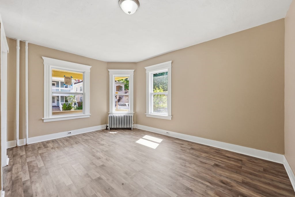 282 White Street Springfield, MA 01108 - Photo 13 of 42
