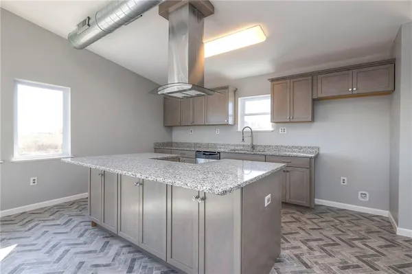$439,900 | 1086 Southwest 75th Road, Holden, MO 64040
