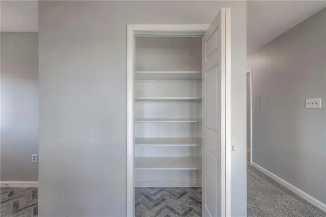 $449,900 | 1086 Southwest 75th Road, Holden, MO 64040