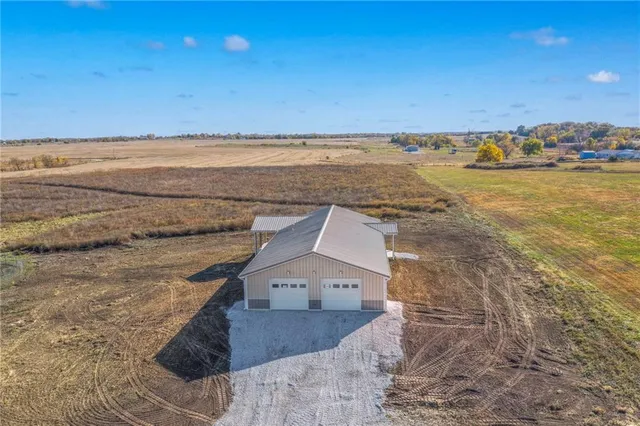 $449,900 | 1086 Southwest 75th Road, Holden, MO 64040