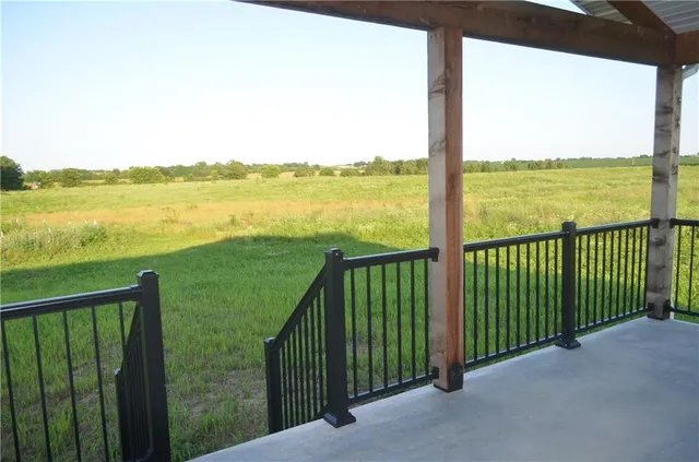 $449,900 | 1086 Southwest 75th Road, Holden, MO 64040