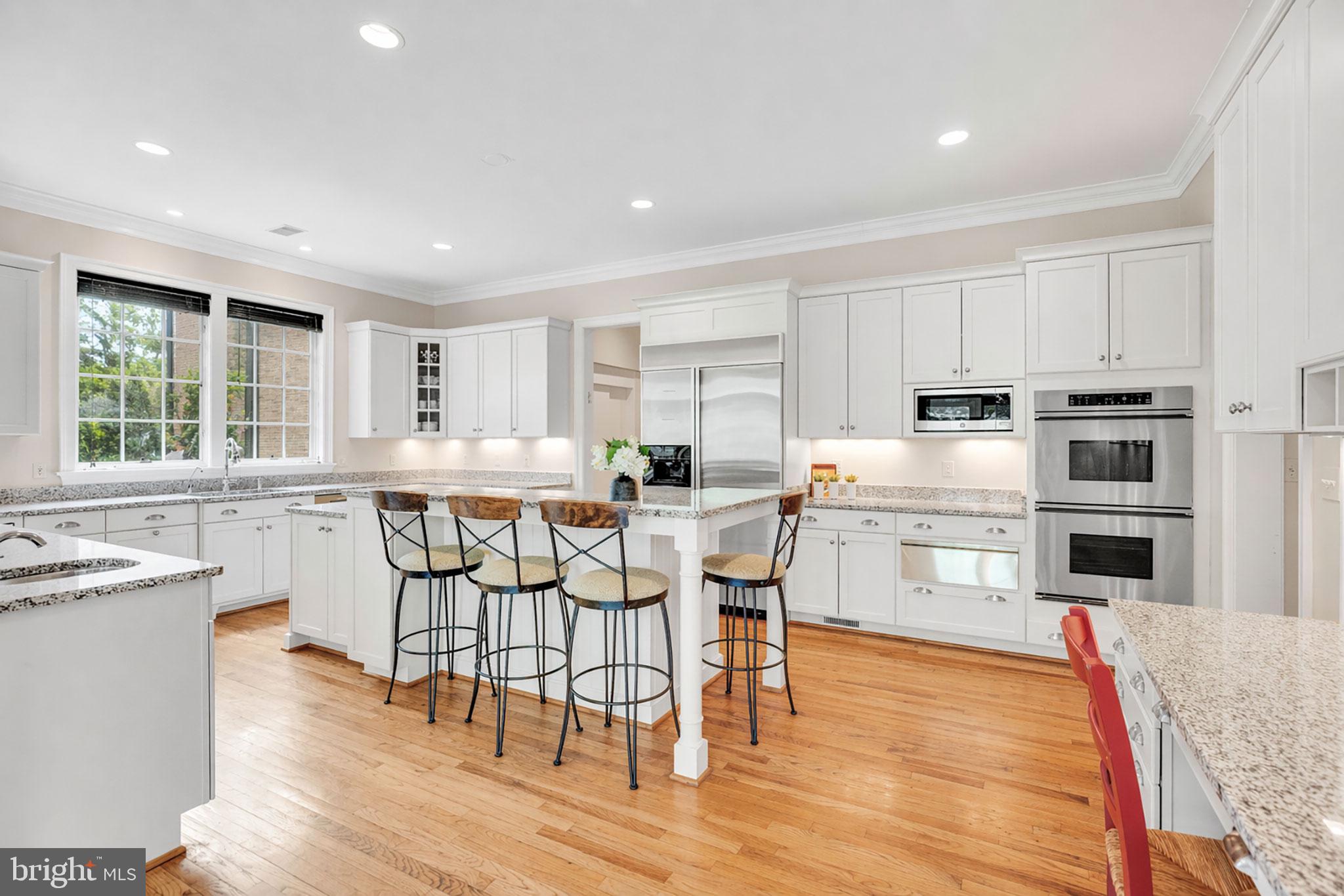 6525 Kenhill Road Bethesda, MD 20817 - Photo 14 of 45