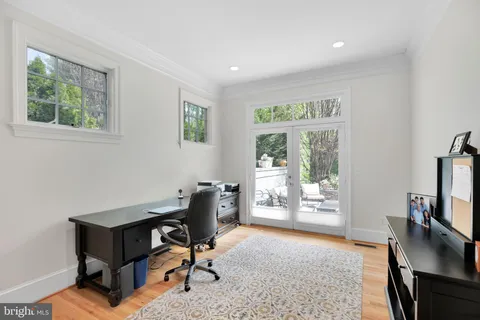 $3,275,000 | 6525 Kenhill Road, Bethesda, MD 20817