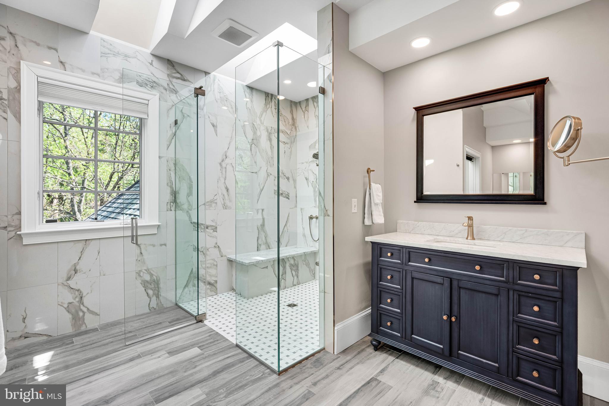 6525 Kenhill Road Bethesda, MD 20817 - Photo 25 of 45 Primary Bathroom