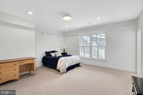 $3,275,000 | 6525 Kenhill Road, Bethesda, MD 20817