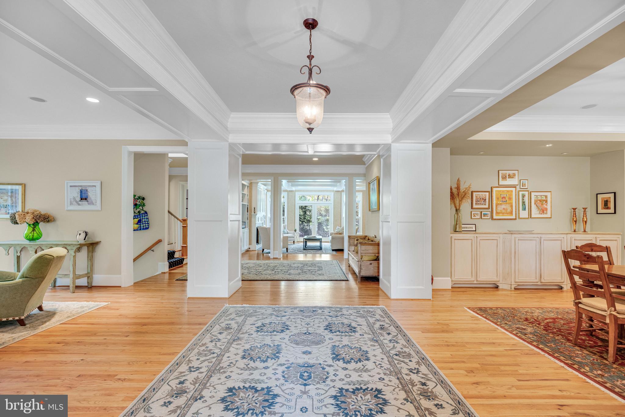 6525 Kenhill Road Bethesda, MD 20817 - Photo 4 of 45 Grand foyer