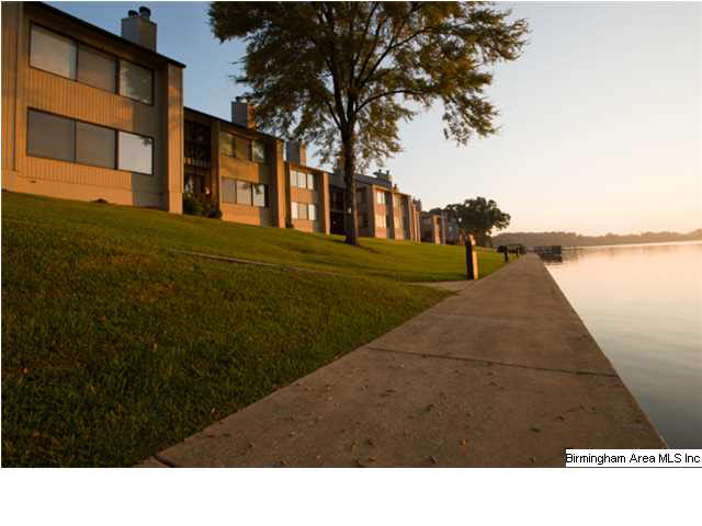 111 Paradise Isle, Unit 111 Riverside, AL 35135 - Photo 5 of 26