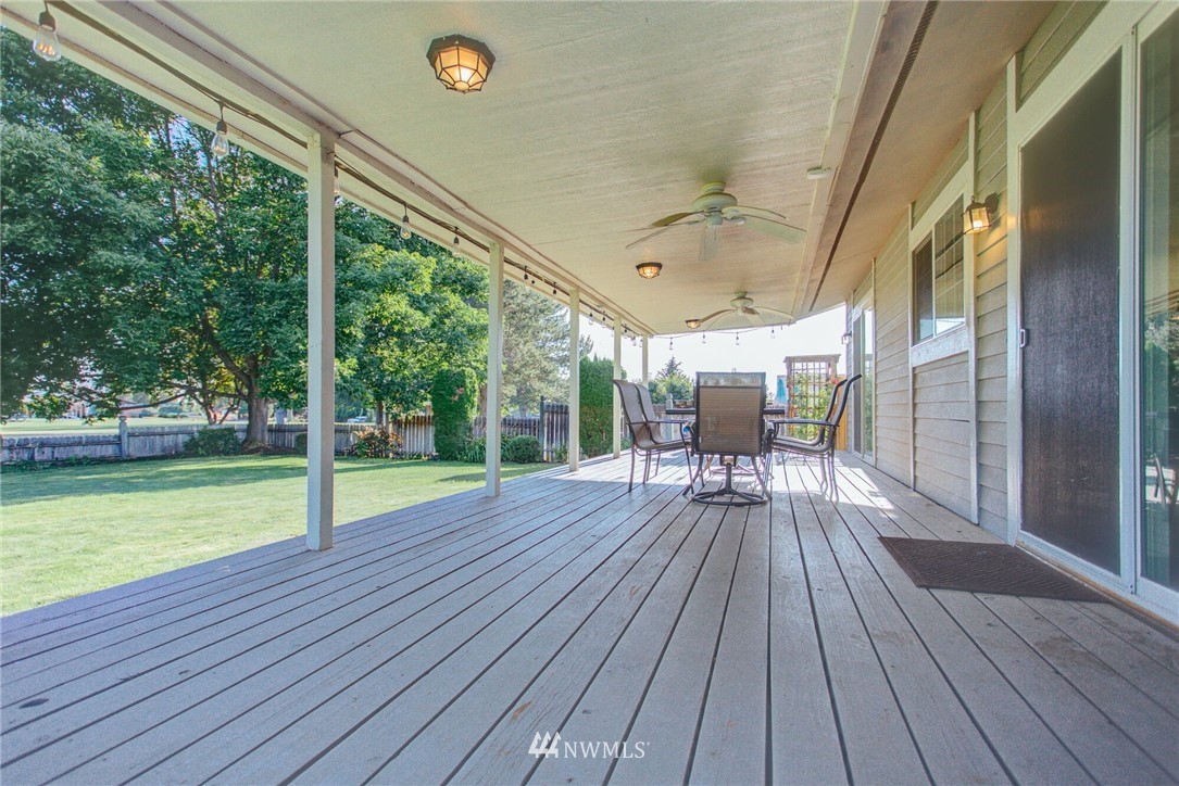 9287 Goodrich Road Southeast Moses Lake, WA 98837 - Photo 3 of 24 Gallery Image 3