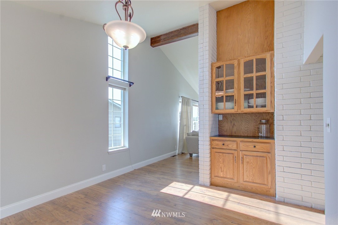 9287 Goodrich Road Southeast Moses Lake, WA 98837 - Photo 10 of 24 Gallery Image 10