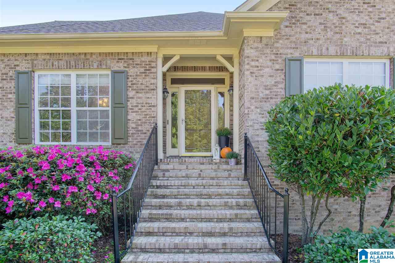 5240 Vintage Way Bessemer, AL 35022 - Photo 2 of 37