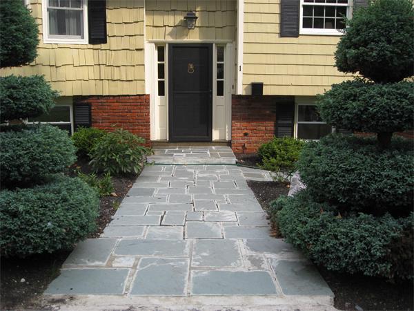 1 Ellen Road Marblehead, MA 01945 - Photo 5 of 30 a front view of a house with garden