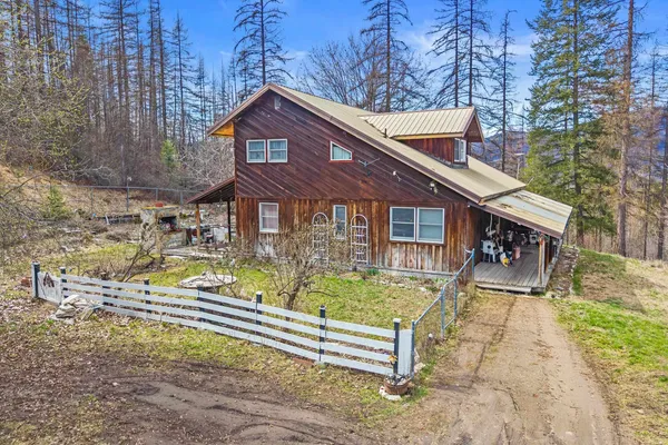 $525,000 | 3442 Moore Road, Kettle Falls, WA 99141