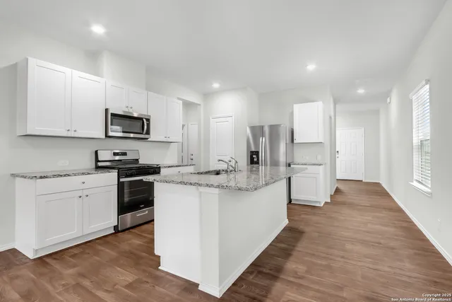 $1,950 | 4727 Wild Boar Crossing, Converse, TX 78109