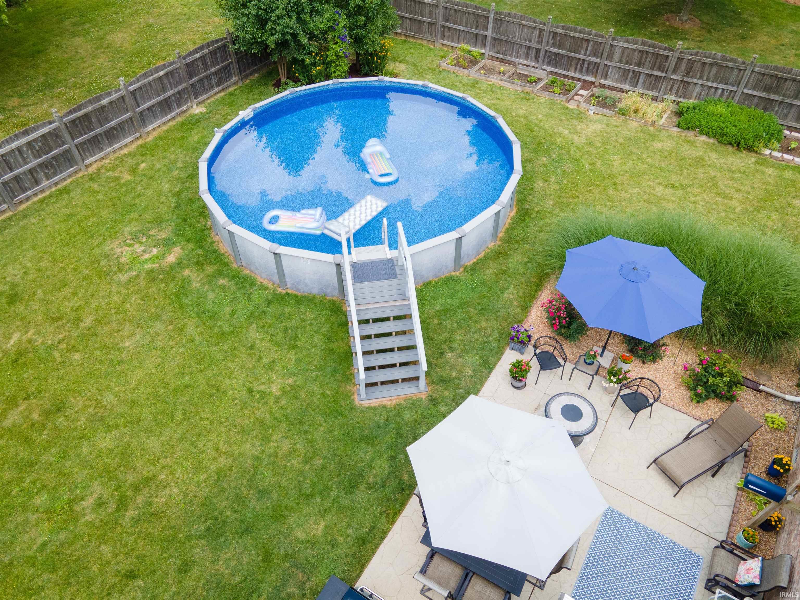 517 Catherine Drive Sweetser, IN 46987 - Photo 6 of 36