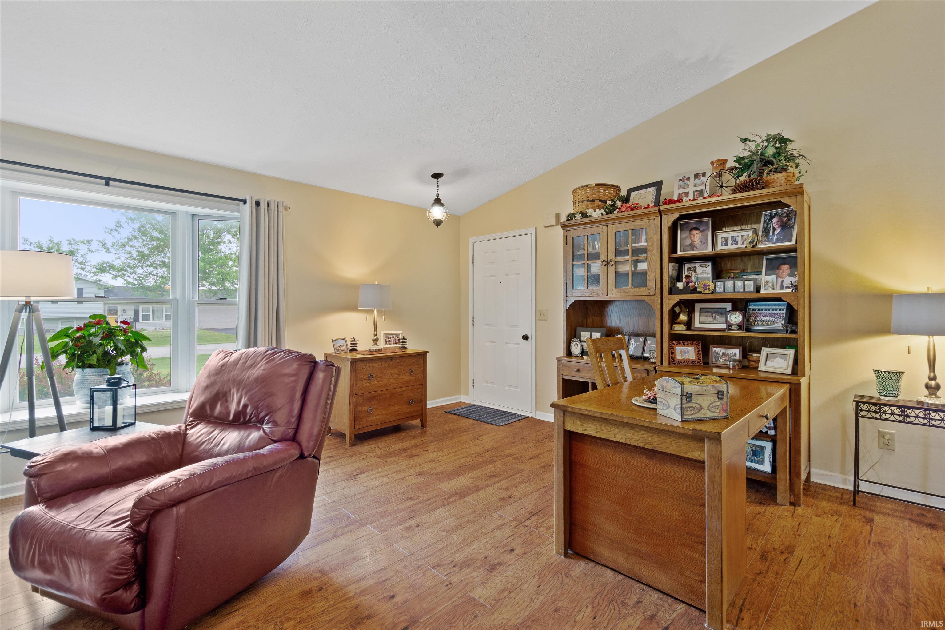 517 Catherine Drive Sweetser, IN 46987 - Photo 9 of 36