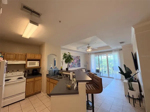 $1,650 | 6685 Queens Borough Avenue, Unit 306, Orlando, FL 32835