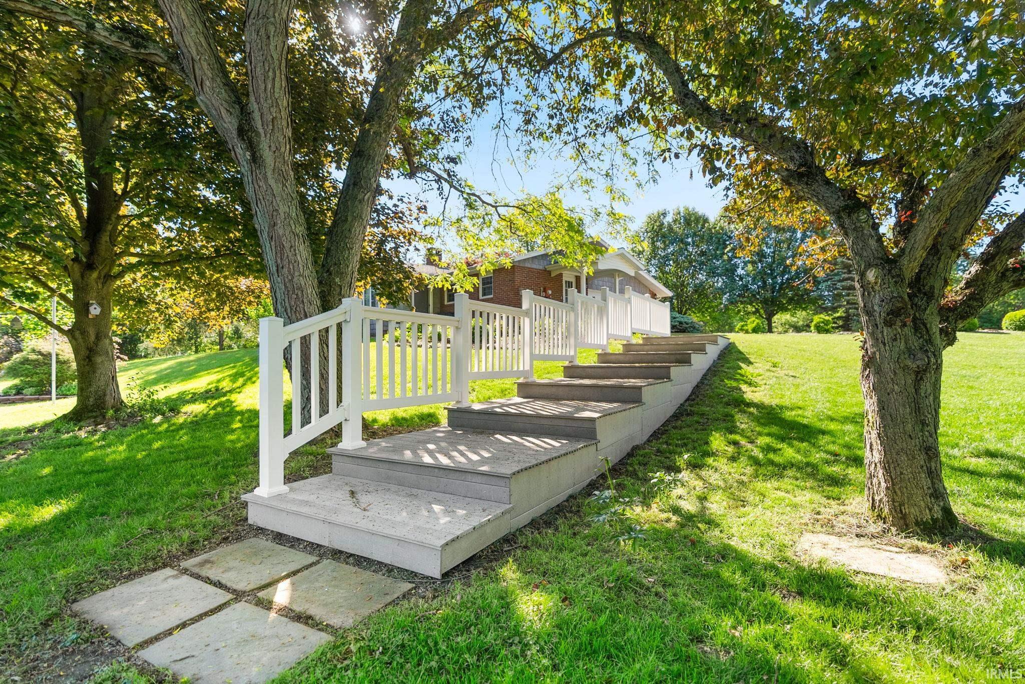 5915 Hosler Road Leo, IN 46765 - Photo 9 of 15