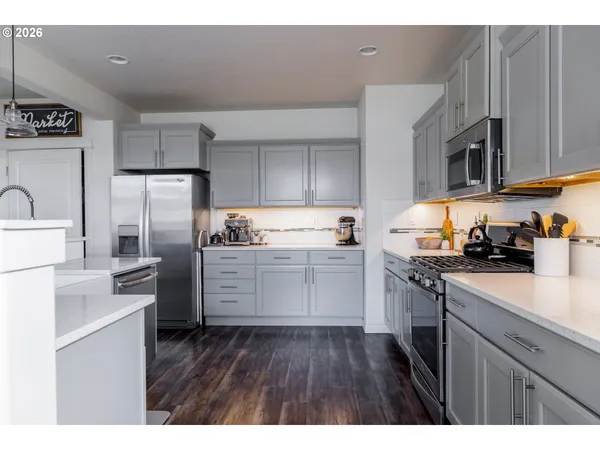 $517,900 | 1816 West 4th Avenue, Junction City, OR 97448