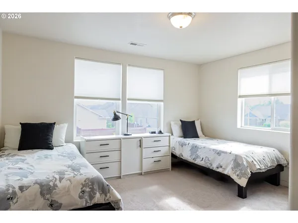 $517,900 | 1816 West 4th Avenue, Junction City, OR 97448