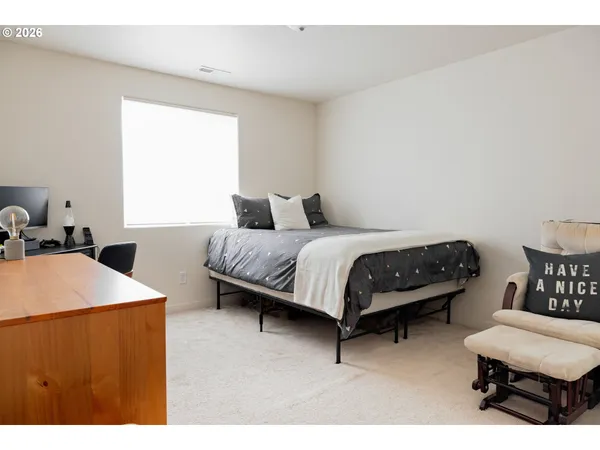 $517,900 | 1816 West 4th Avenue, Junction City, OR 97448