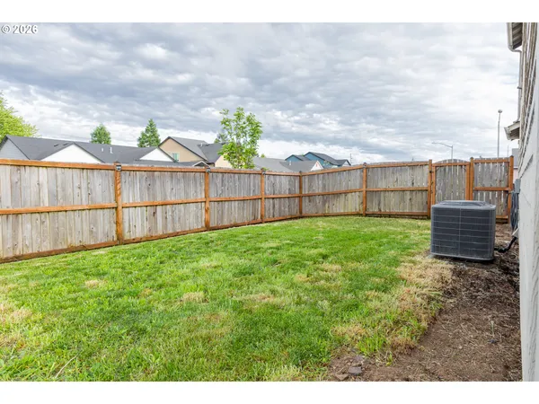 $517,900 | 1816 West 4th Avenue, Junction City, OR 97448