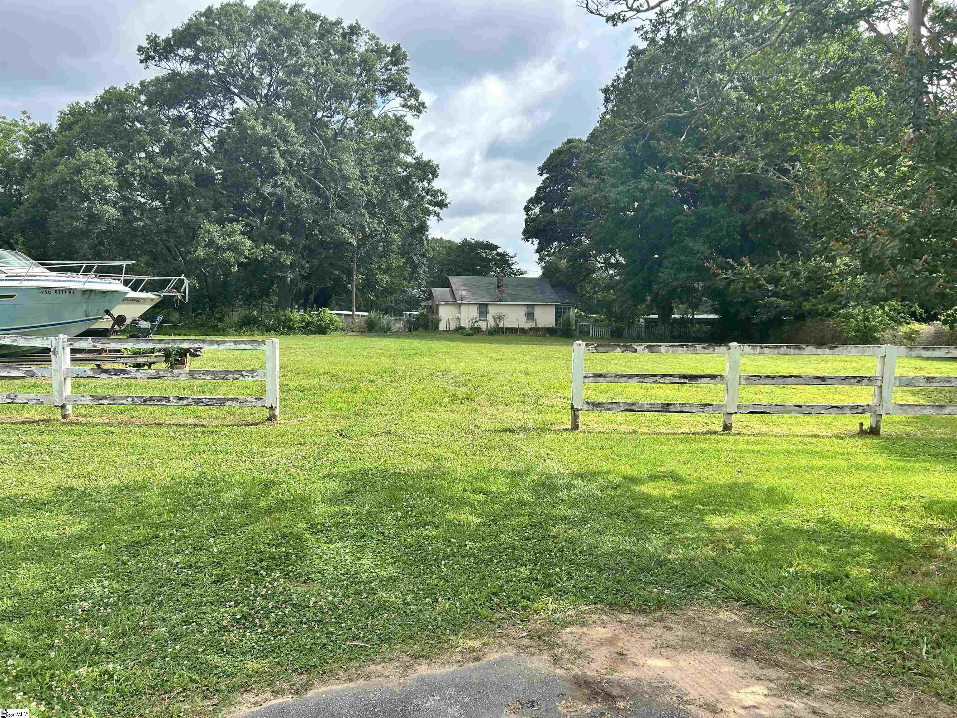 204 Edwards Road Lyman, SC 29365 - Photo 7 of 15