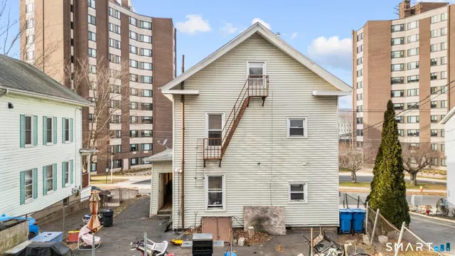 $280,000 | 80 Willow Street, Meriden, CT 06450