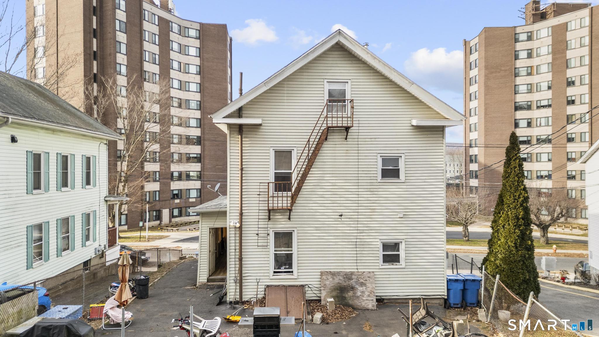 80 Willow Street Meriden, CT 06450 - Photo 5 of 25