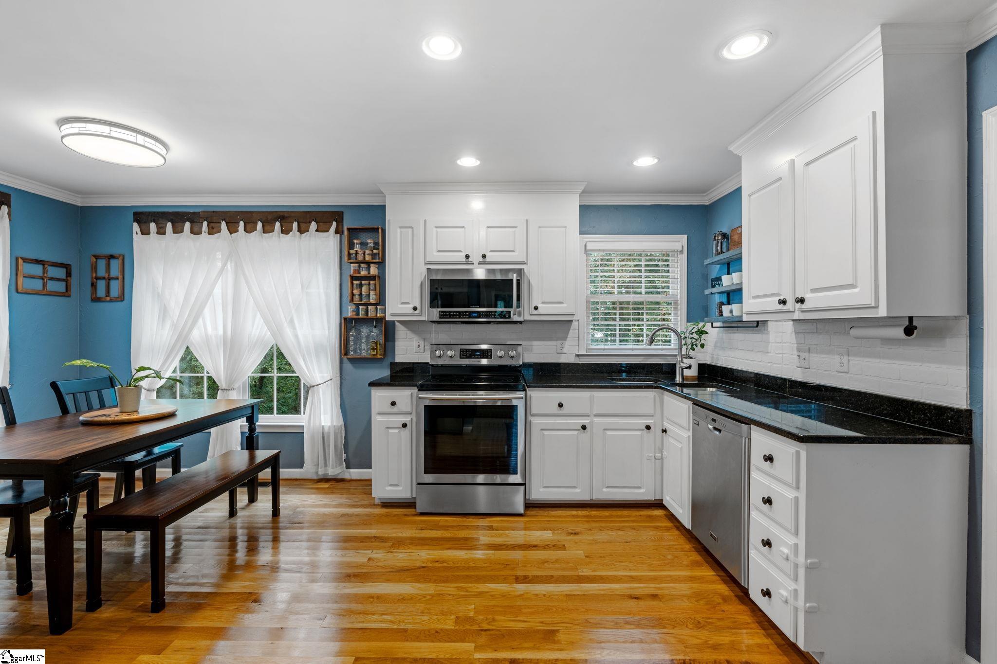 344 Camperdown Court Easley, SC 29642 - Photo 13 of 38