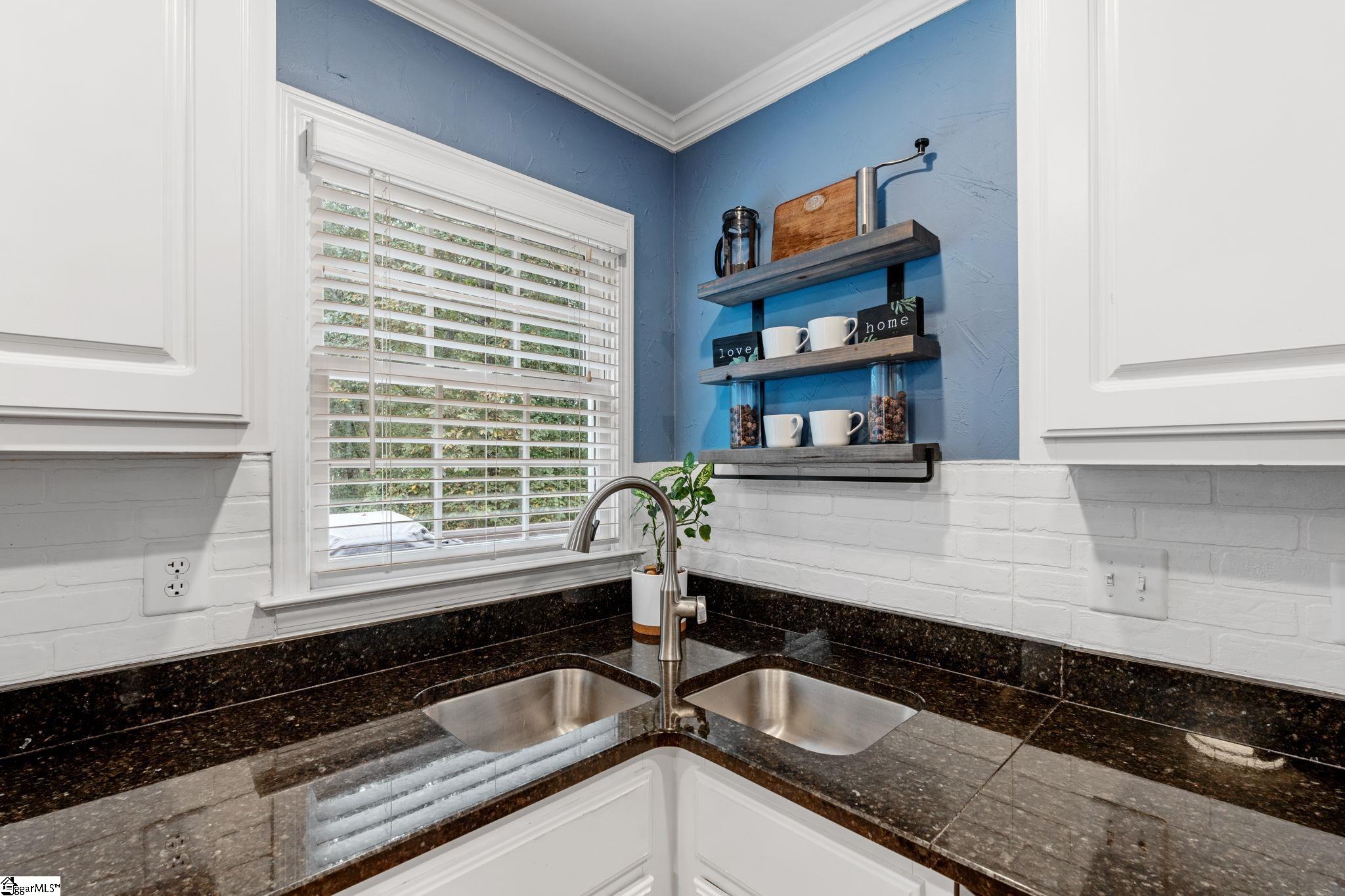 344 Camperdown Court Easley, SC 29642 - Photo 15 of 38