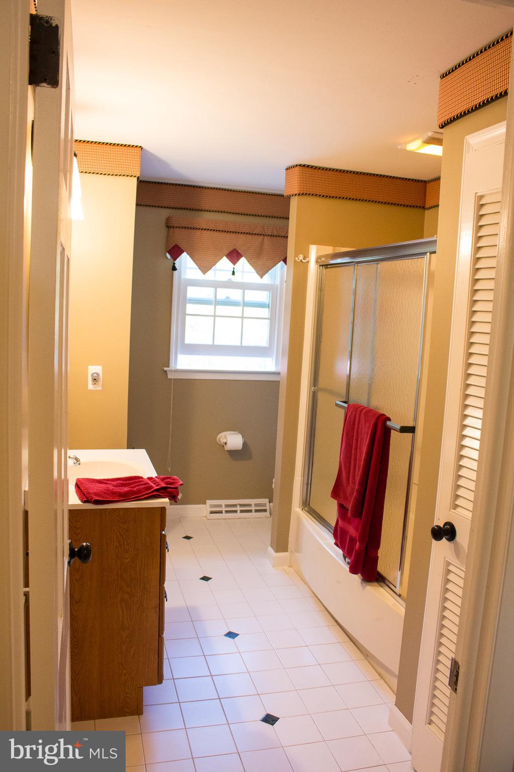 165 Ramblewood Road Moorestown, NJ 08057 - Photo 18 of 31 Gallery Image 18