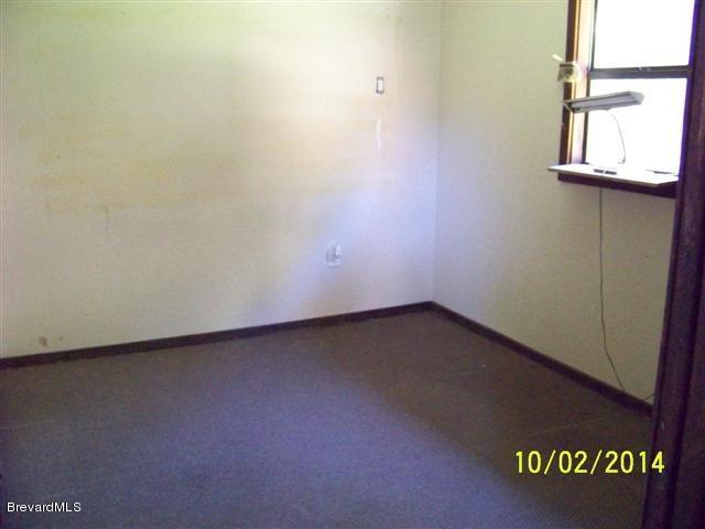 3435 Grant Road Grant, FL 32949 - Photo 14 of 17 office