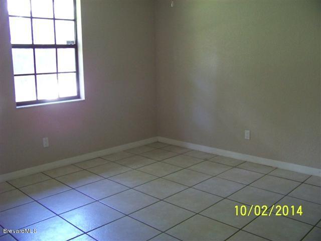 3435 Grant Road Grant, FL 32949 - Photo 4 of 17 bed3
