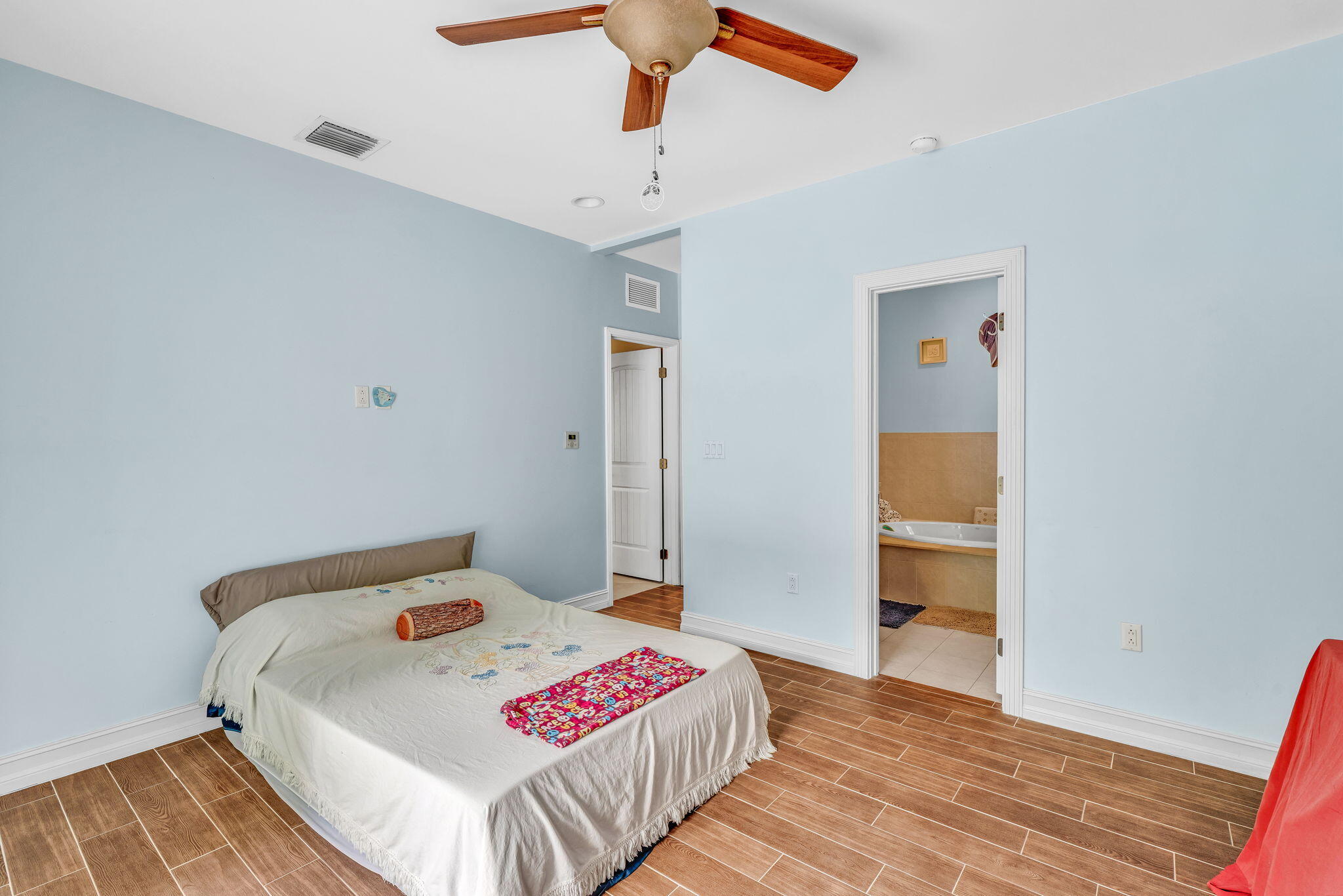 460 Lime Drive Key Largo, FL 33037 - Photo 18 of 49 Primary Bedroom