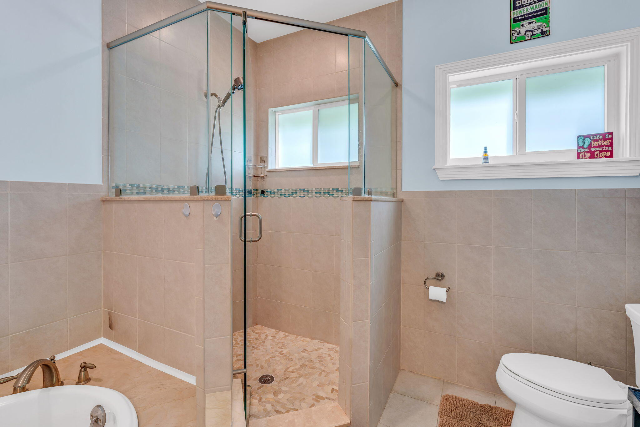 460 Lime Drive Key Largo, FL 33037 - Photo 22 of 49 En Suite Primary Bath