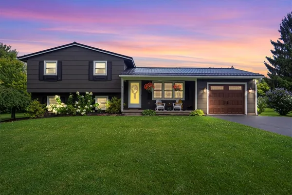 $379,900 | 5 Hillside Drive, Phelps, NY 14432