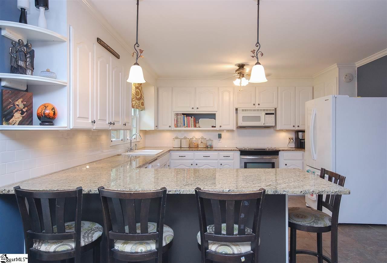 403 Chick Springs Road Greer, SC 29650 - Photo 14 of 31 Gallery Image 14