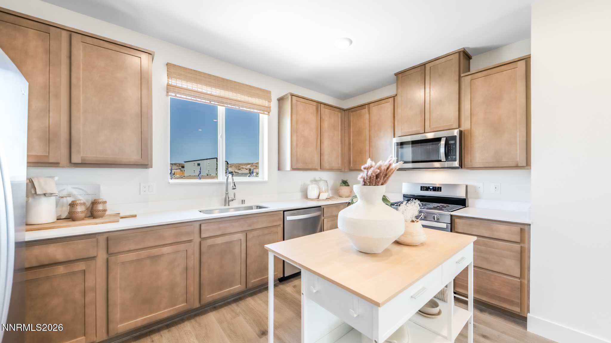 3015 Winze Way Reno, NV 89512 - Photo 9 of 39 Kitchen
