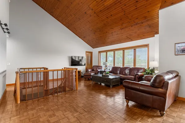 $409,900 | 690 North Cove Court, Decatur, IL 62521