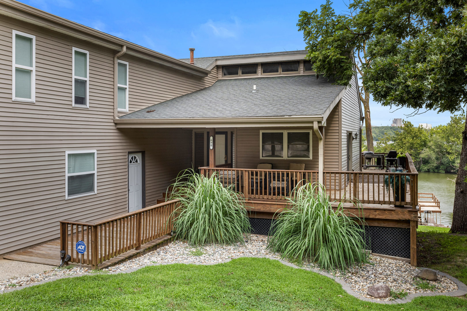690 North Cove Court Decatur, IL 62521 - Photo 5 of 51
