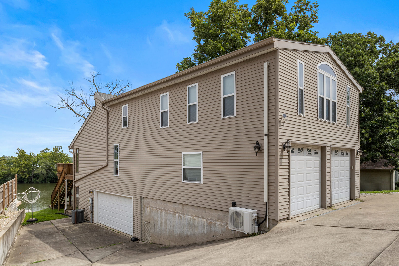 690 North Cove Court Decatur, IL 62521 - Photo 8 of 51