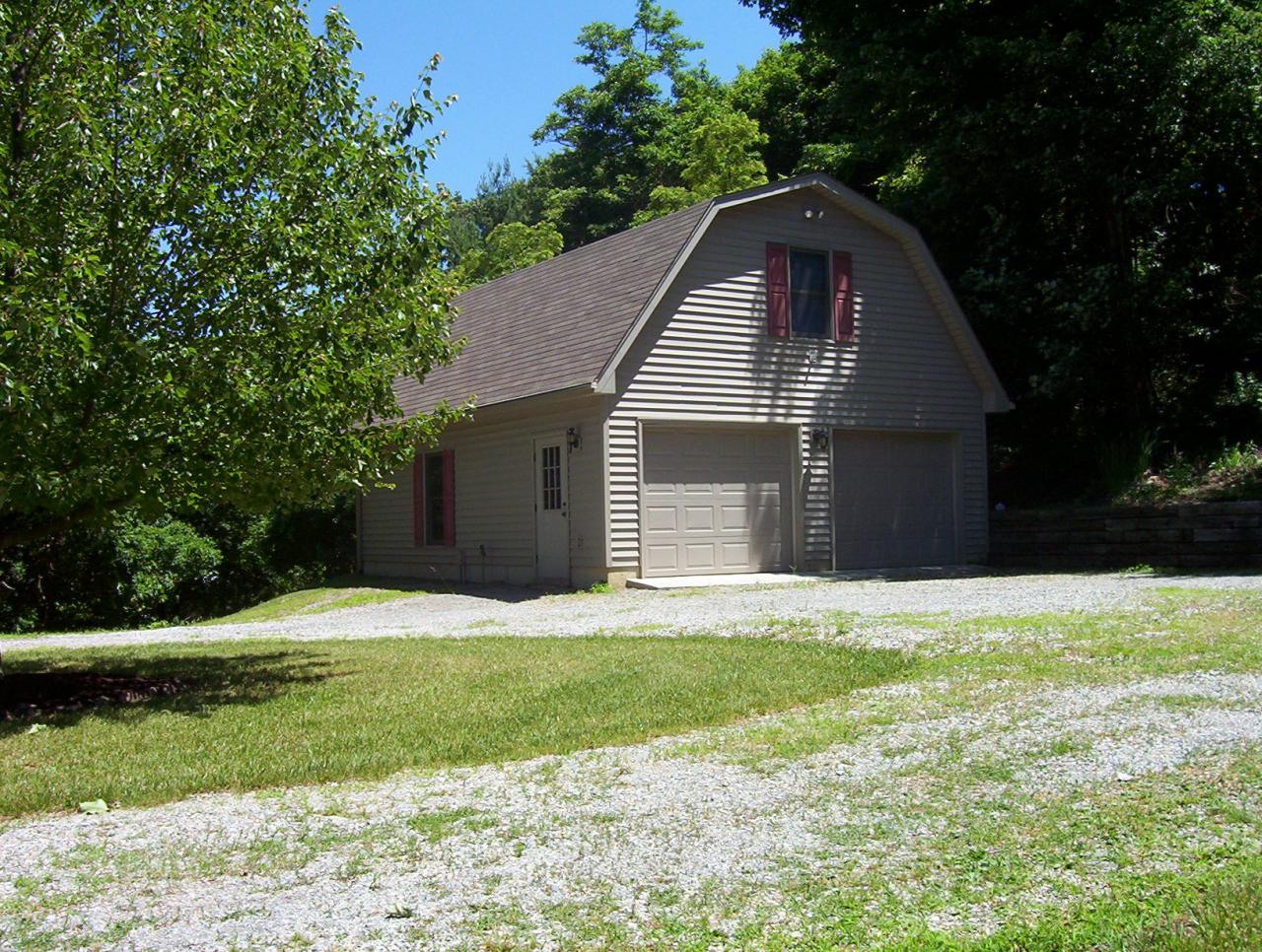 10584 Ivy Ridge Road Bent Mountain, VA 24059 - Photo 2 of 16 garage
