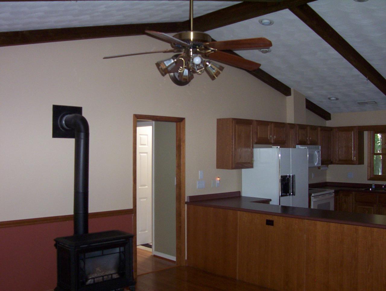 10584 Ivy Ridge Road Bent Mountain, VA 24059 - Photo 4 of 16 room