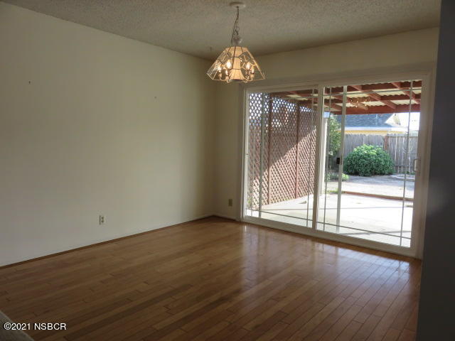 4280 Constellation Road Lompoc, CA 93436 - Photo 6 of 25 dining room